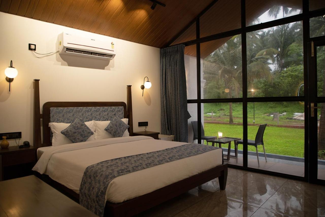 White Sand Beach Resort Kondivali Luaran gambar
