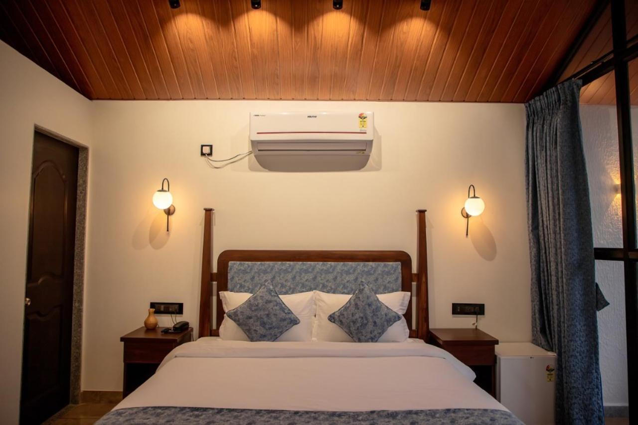 White Sand Beach Resort Kondivali Luaran gambar