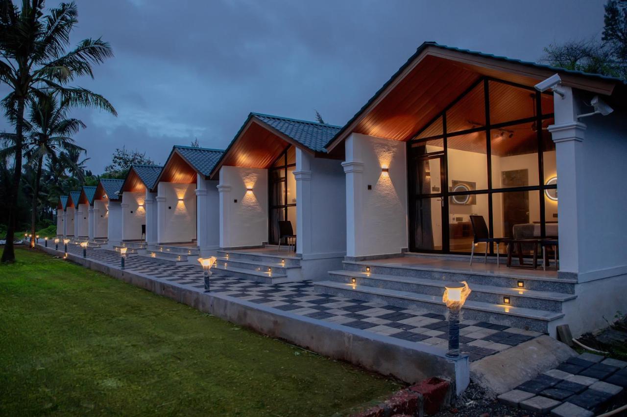 White Sand Beach Resort Kondivali Luaran gambar