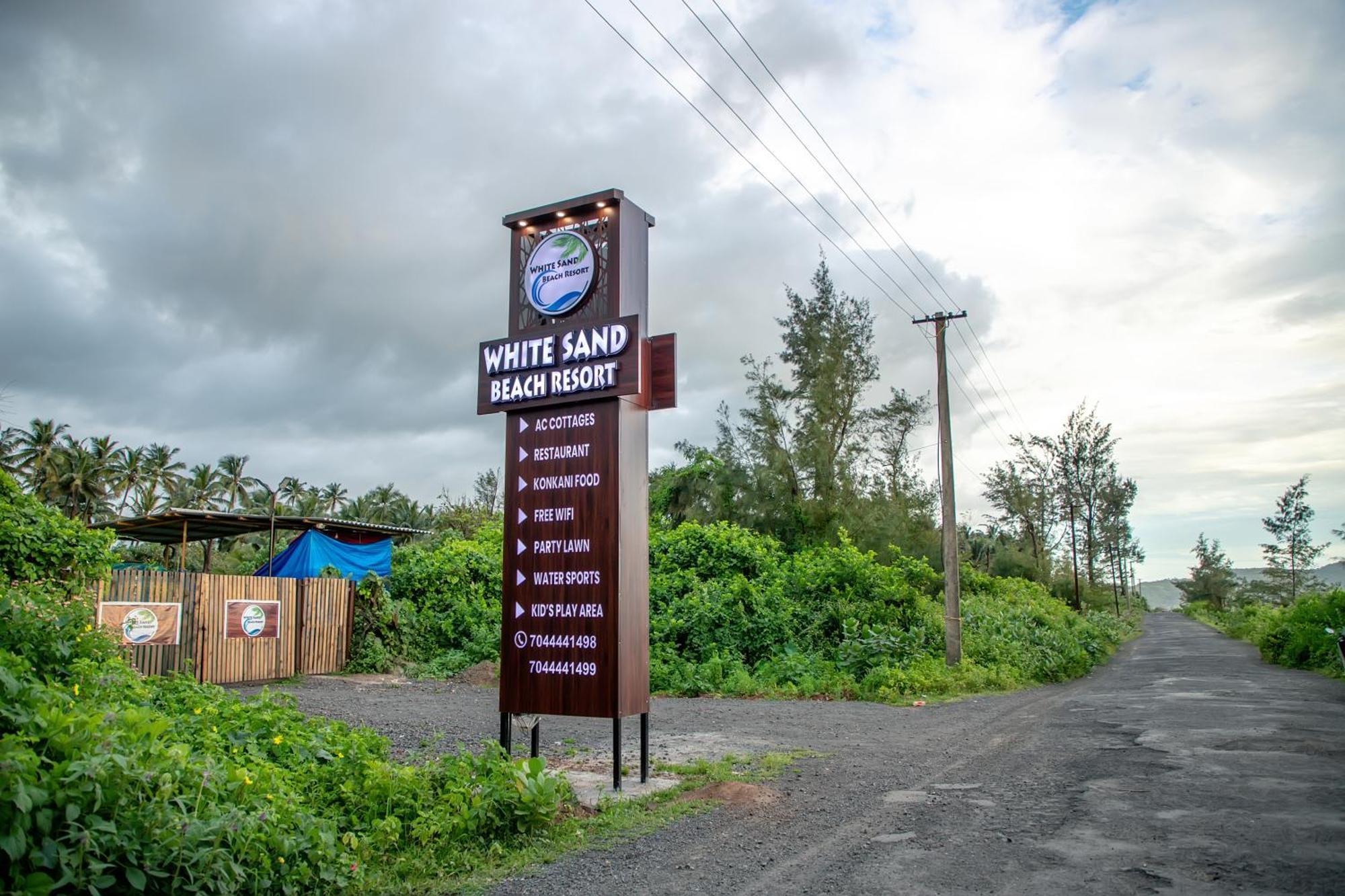 White Sand Beach Resort Kondivali Luaran gambar