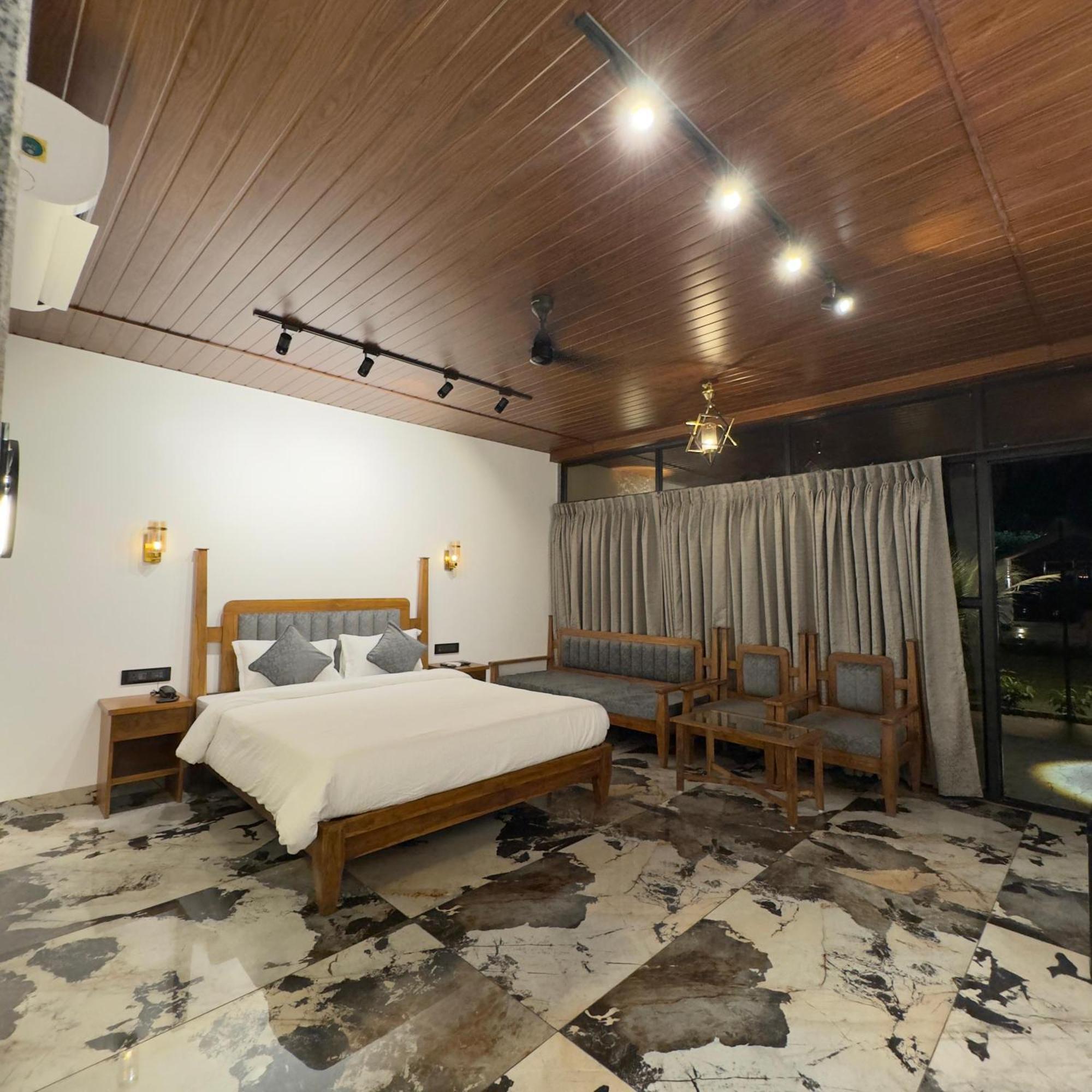 White Sand Beach Resort Kondivali Luaran gambar